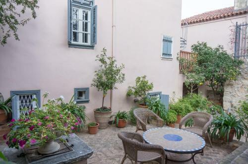 Acropolis Villa In Plaka
