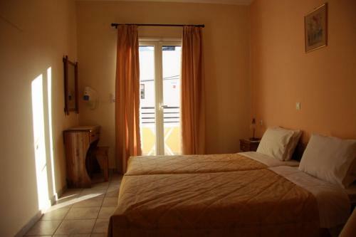 Argyro Apartments And Studios