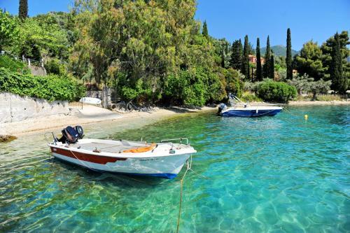 Korakias Skorpidi Villas