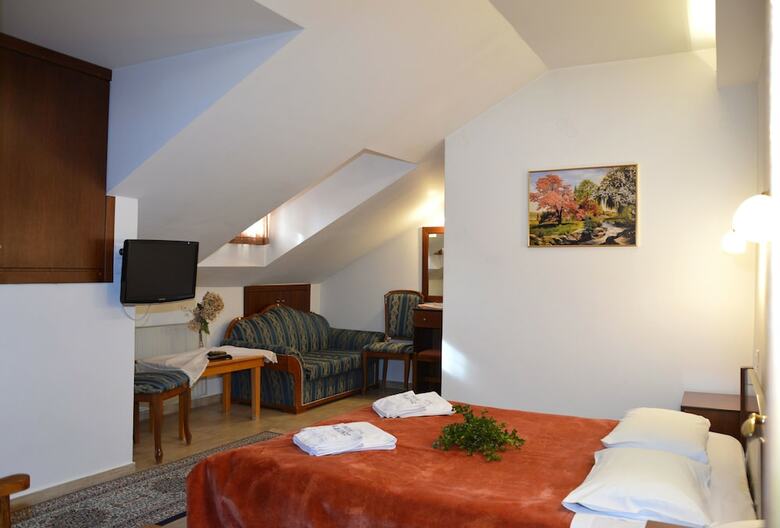 Hotel Adonis