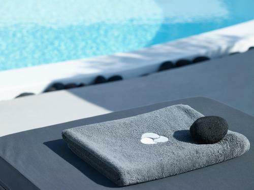 Amor Hideaway Villas