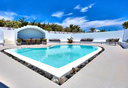 Amor Hideaway Villas