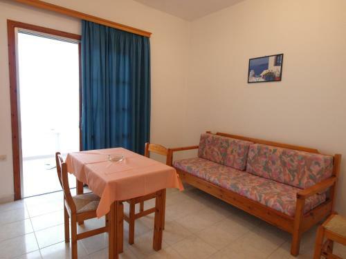 Irini Apartments
