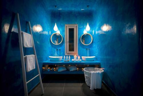 San Marino Suites