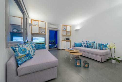San Marino Suites