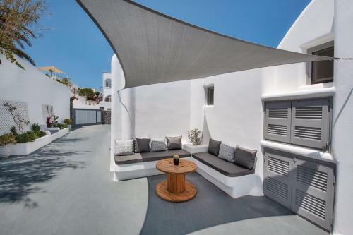 San Marino Suites