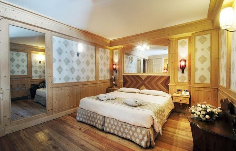 Hotel Cristal Palace