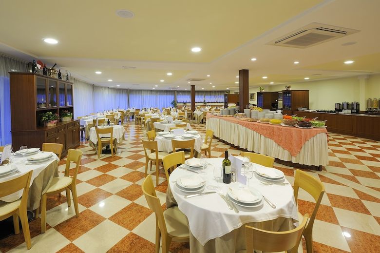 Club Hotel La Vela