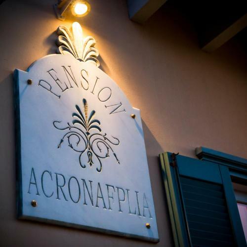 Hostal Acronafplia Pension A