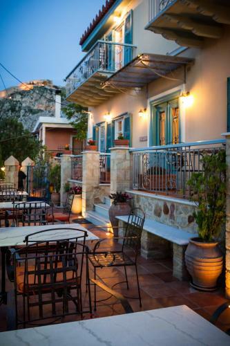 Hostal Acronafplia Pension A