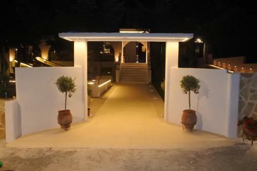 Hotel Konaki