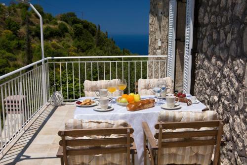 Lefkas Cottage House