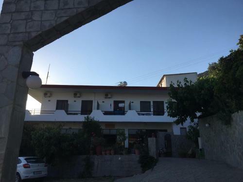 Hostal Archontika Apartments