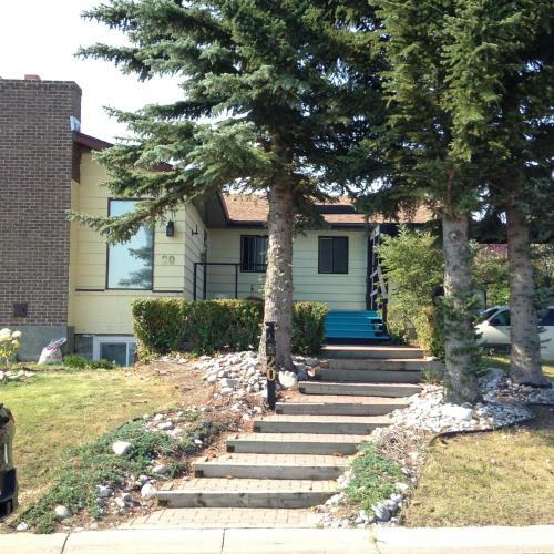 Calgary Star Cozy Home