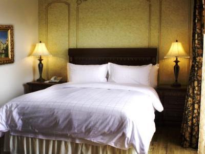 Hotel Four Seasons Place