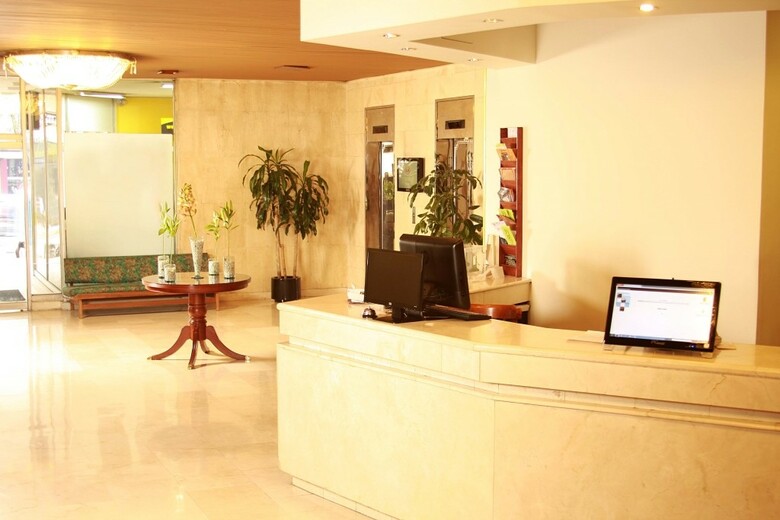 Hotel Dann Avenida 19