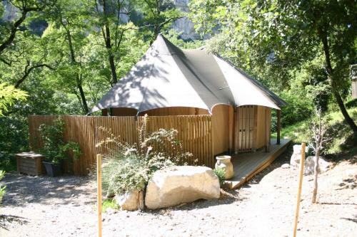 Hotel Prehistoric Lodge