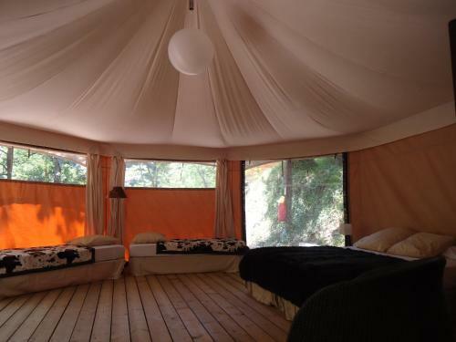 Hotel Prehistoric Lodge