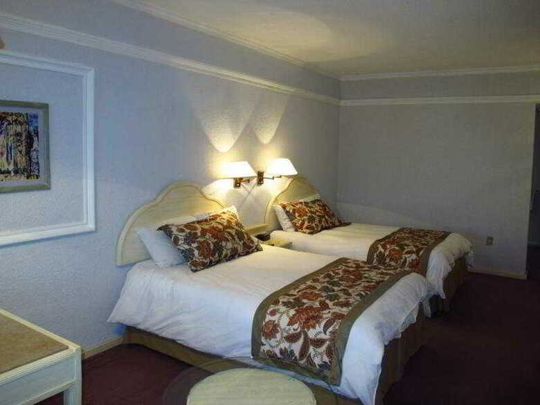 Hotel Paraiso Express