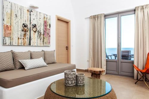 Villa Saint Apostles