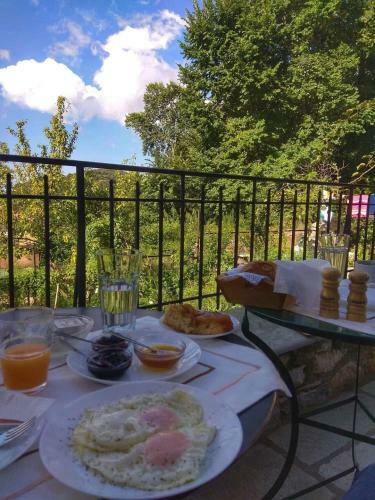 Hostal Sabouko Guest House