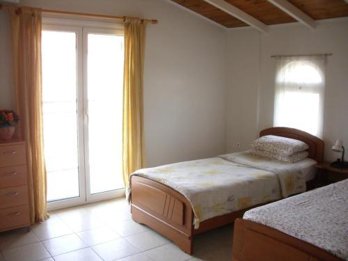 Kaminia Villas