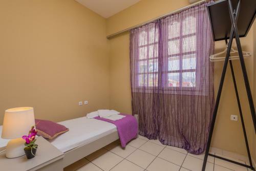 Effie's Apartments