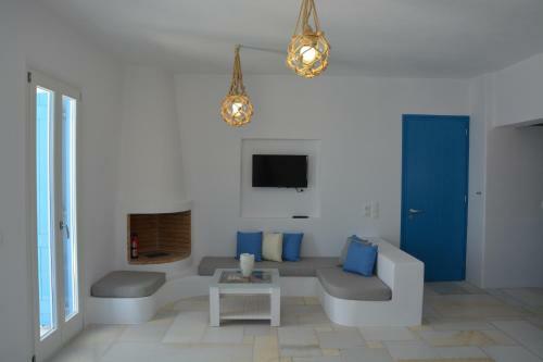 White Blue Houses & Apartments Paros