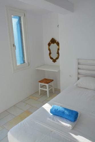 White Blue Houses & Apartments Paros