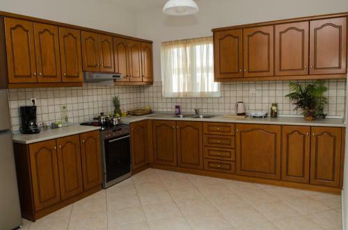 Iokasti Homes