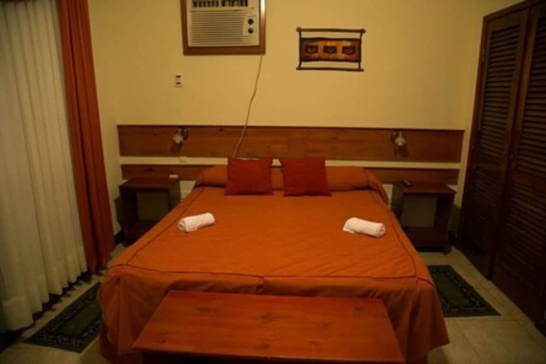 Hotel El Le�ador