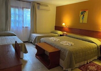 Hotel El Le�ador
