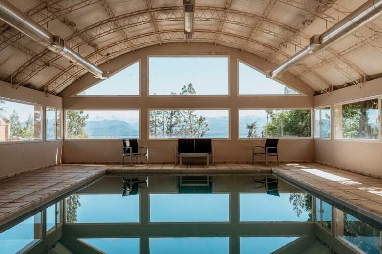 Basia Hotel & Sushi