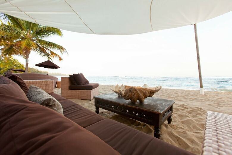 Hotel Villa Montana Beach Resort