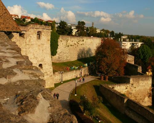 Borh�z Apartman