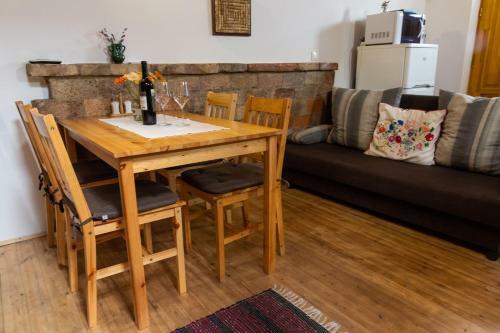 Borh�z Apartman