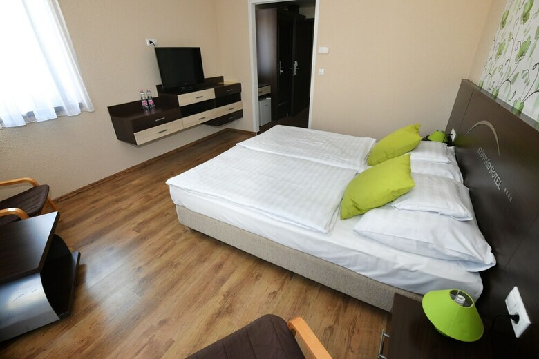 Ez�sthid Hotel