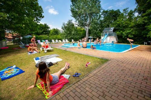 Pelso Camping