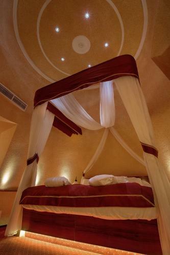 Laroba Hotel