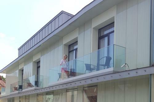 Hotel Zena Beauty & Shopping Center