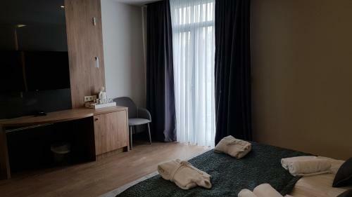 Hotel Zena Beauty & Shopping Center