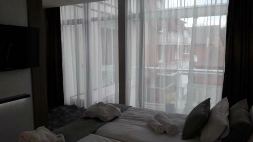 Hotel Zena Beauty & Shopping Center