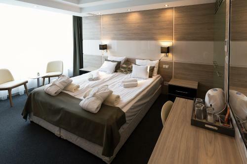 Hotel Zena Beauty & Shopping Center