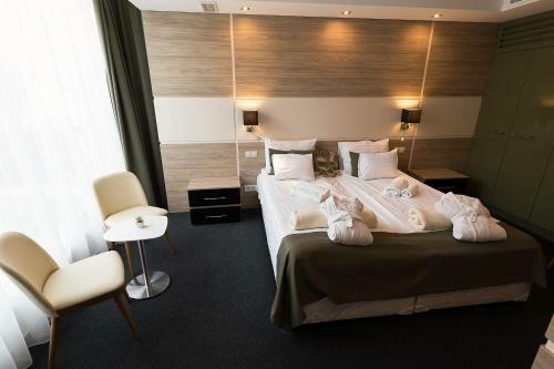 Hotel Zena Beauty & Shopping Center