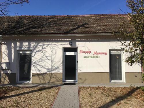 Apartamento Happy Mammy Bababar�t Vend�gh�z - H?v�s Utca