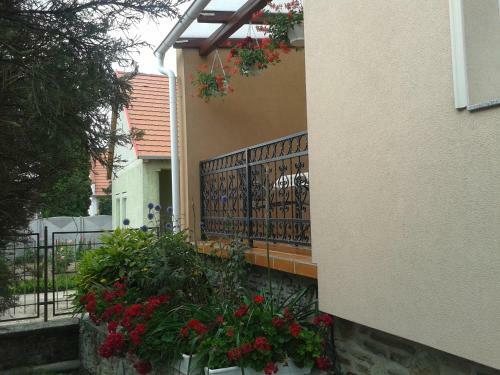 Hostal Marika Haus