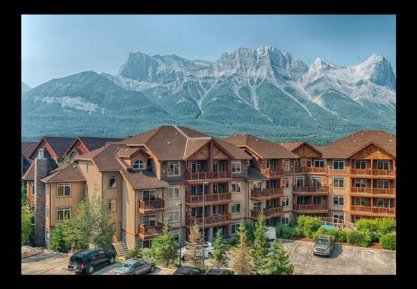 Hotel Falcon Crest Lodge