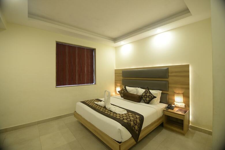 Hotel Sunkissed Plaza