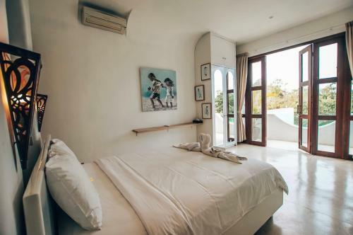 Nazeki Villa