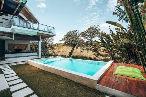 Nazeki Villa